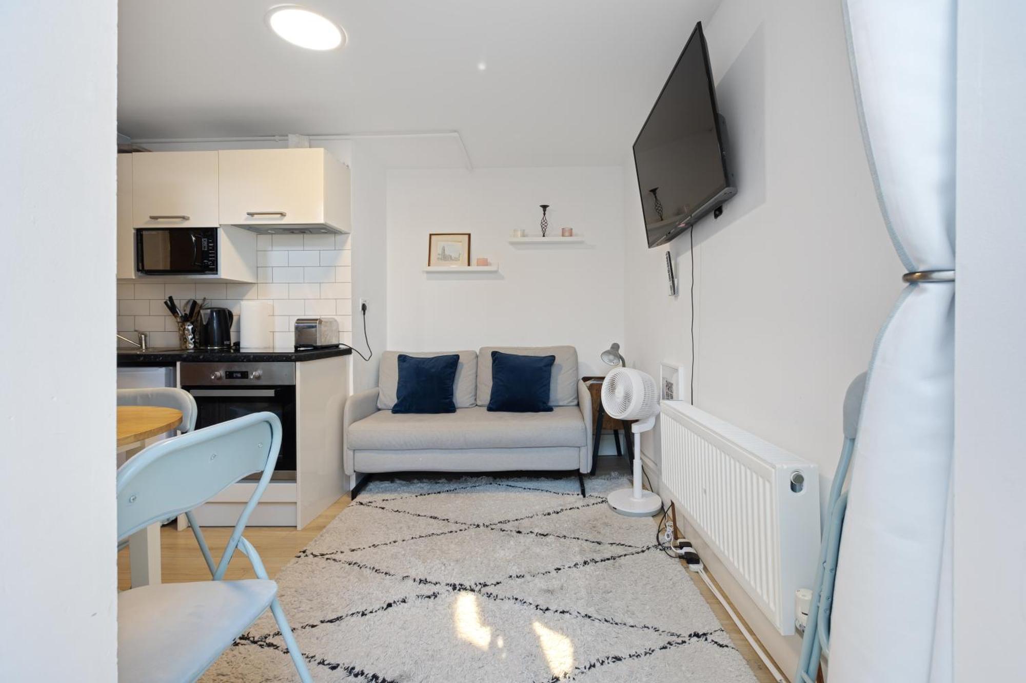 Modern Flat & Balcony In Historic West Kensington Londres