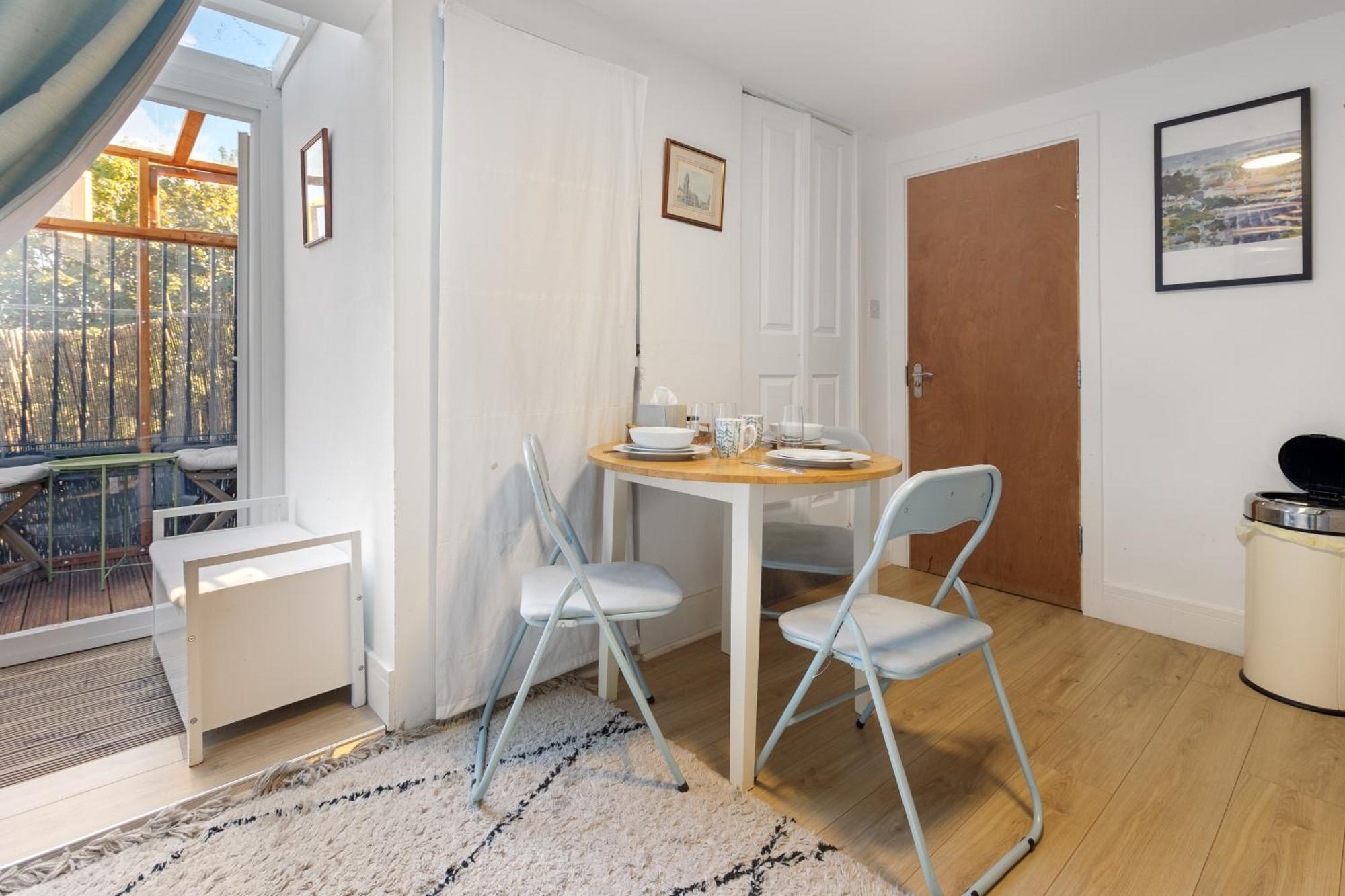 Modern Flat & Balcony In Historic West Kensington Apartamento *